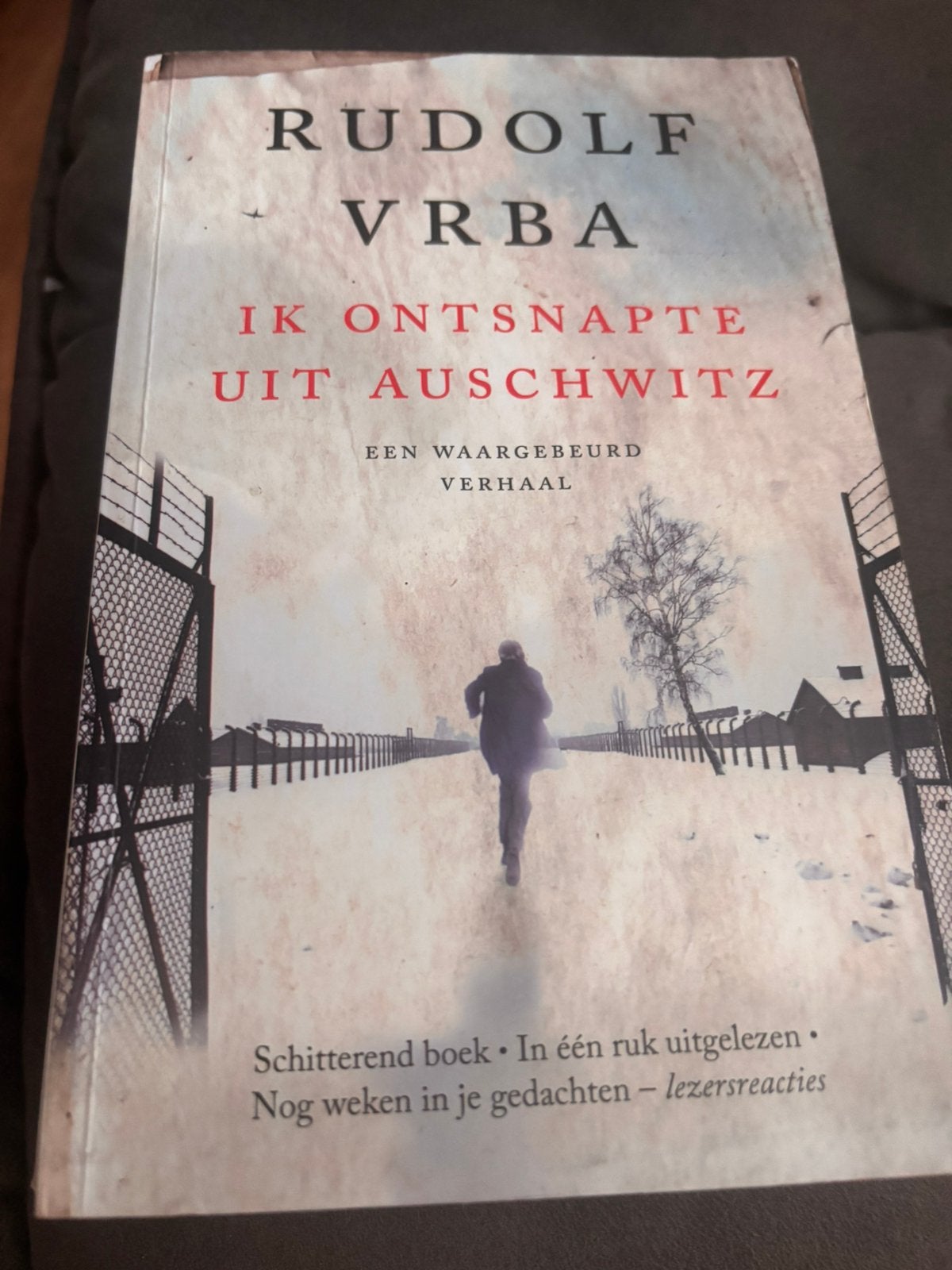 Oorlogsverhaal, Ophalen of Verzenden, Zo goed als nieuw