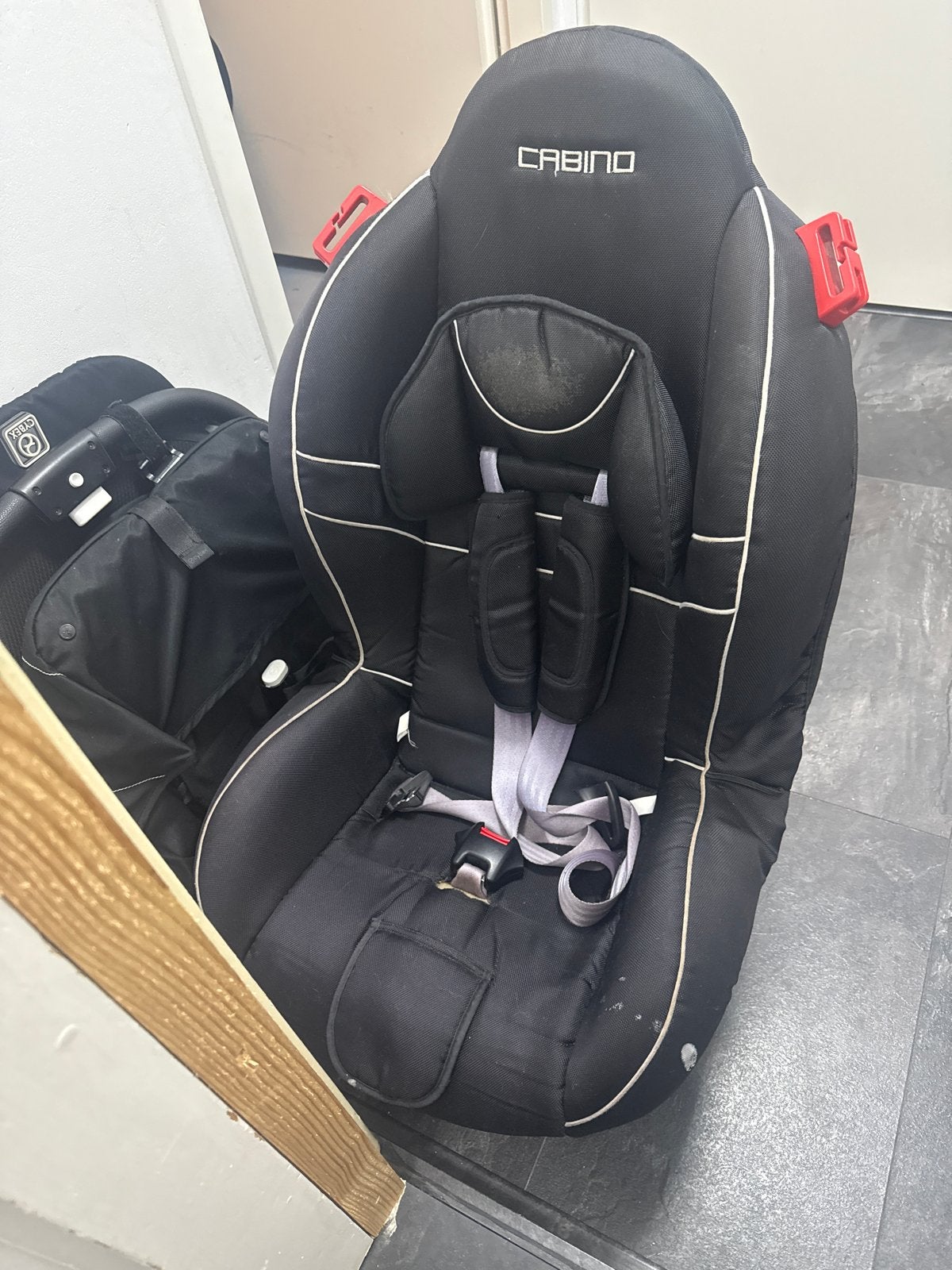 Cabino autostoel - Zwart, Verstelbare rugleuning, 9 t/m 36 kg, Ophalen, Overige merken