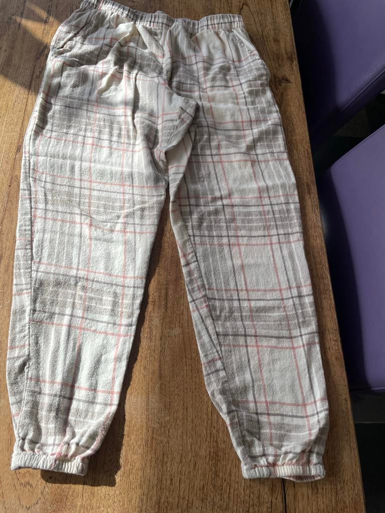 Hunkemöller Flanellen Pyjama - Broek M, Top S, Kleding | Dames, Pyjama's, Ophalen of Verzenden, Zo goed als nieuw, Maat 38/40 (M)