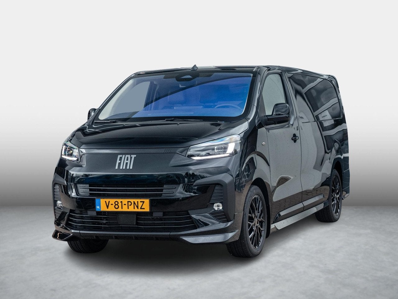 Fiat E-Scudo L3 75 kWh | STX | Exterieur Pack | City Pack |, Auto's, Gebruikt, Verwarmde buitenspiegels, 2027 kg, Zwart