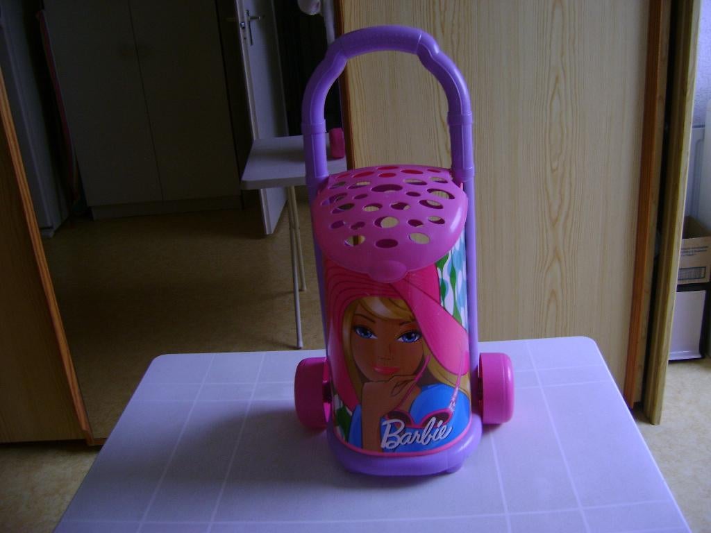 barbie opbergtrolly roze/lila van 58hoogx34 cm breed, Ophalen of Verzenden, Zo goed als nieuw, Barbie