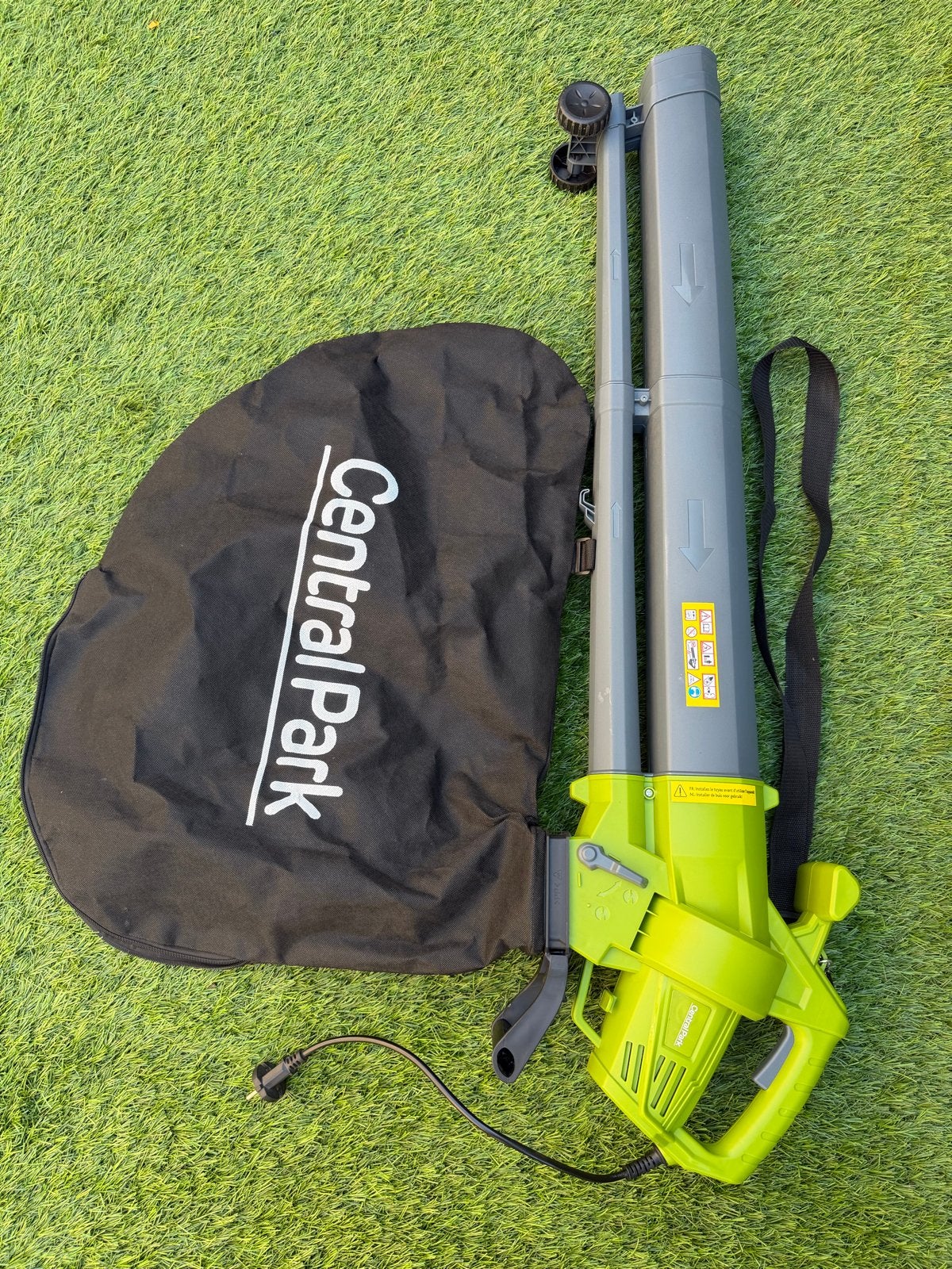 Central Park Bladblazer 3000W - Zo goed als nieuw, Tuin en Terras, Ruggedragen, Ophalen of Verzenden, Zo goed als nieuw, Met opvangzak