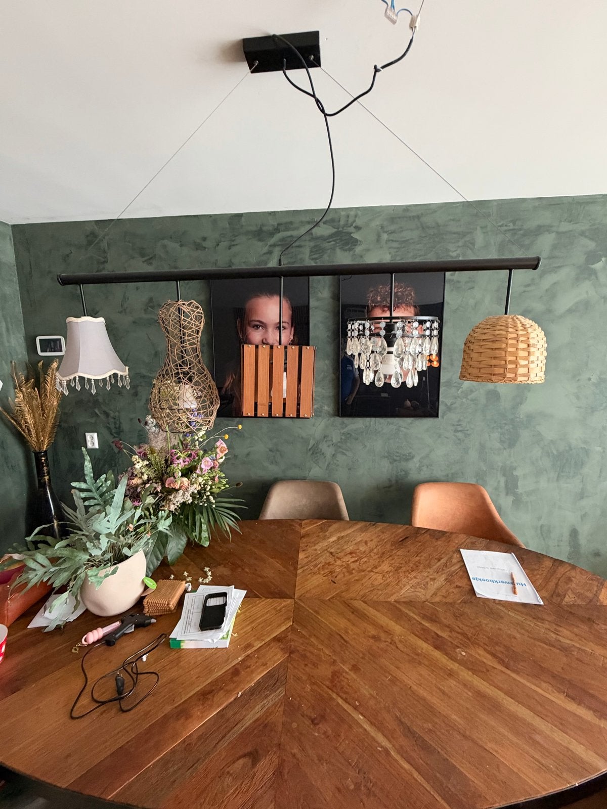 Unieke hanglamp met diverse kappen - Zwart metaal, Ophalen, Gebruikt, Metaal