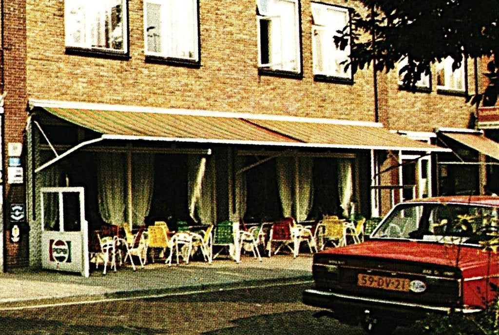 805697	Oostkapelle	Zeelandia Dorpsstraat Wederopbouw Gelopen, Ophalen of Verzenden, 1960 tot 1980, Gelopen, Zeeland