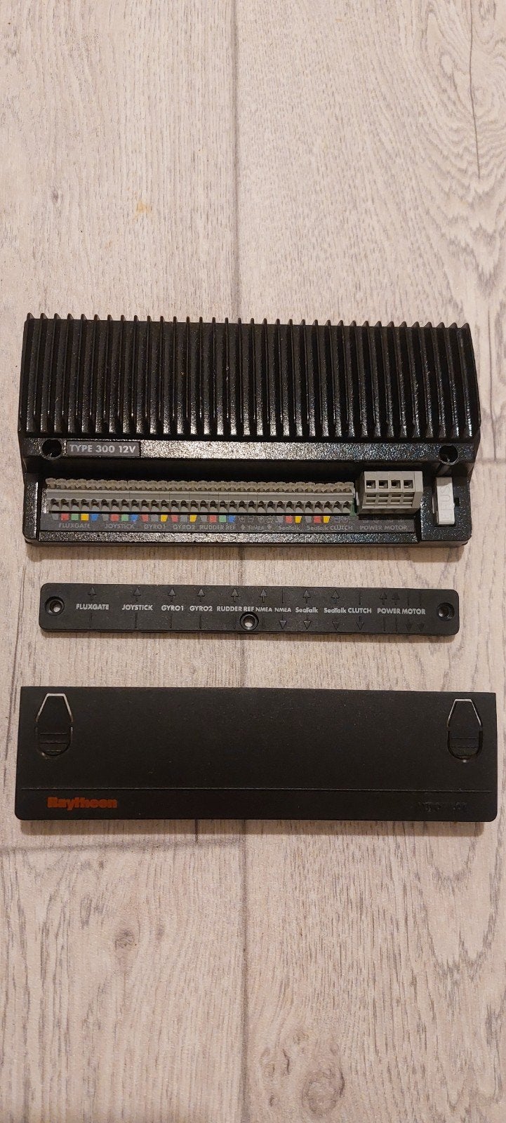 Autohelm type 300 M81111 Autopilot Course Computer 12V, Ophalen of Verzenden, Zo goed als nieuw, Communicatie