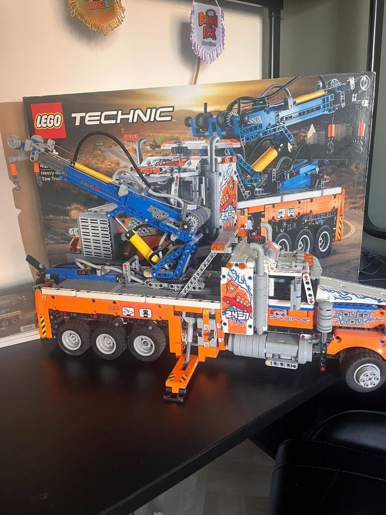 Lego Technic Heavy duty Tow Truck 42128, Ophalen of Verzenden, Zo goed als nieuw