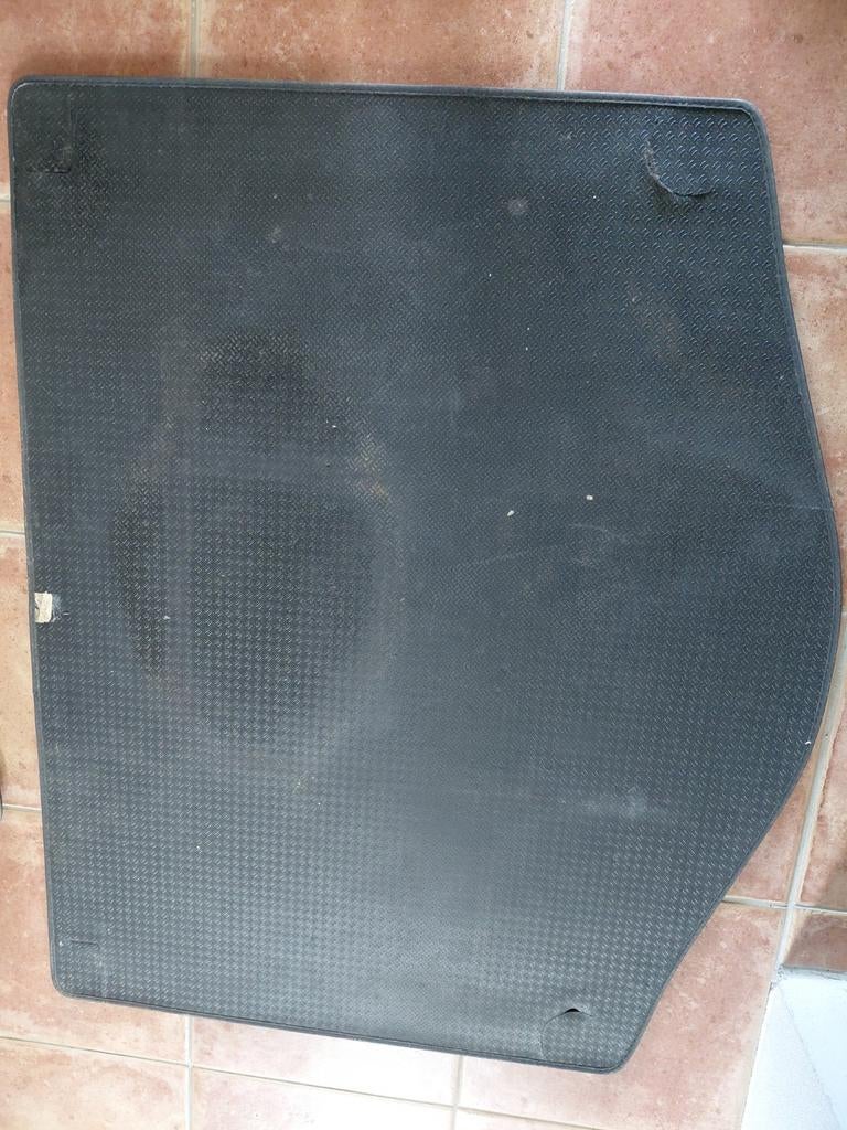 Rubberen kofferbakmat Ford Focus C-Max, Auto diversen, Automatten, Zo goed als nieuw, Ophalen