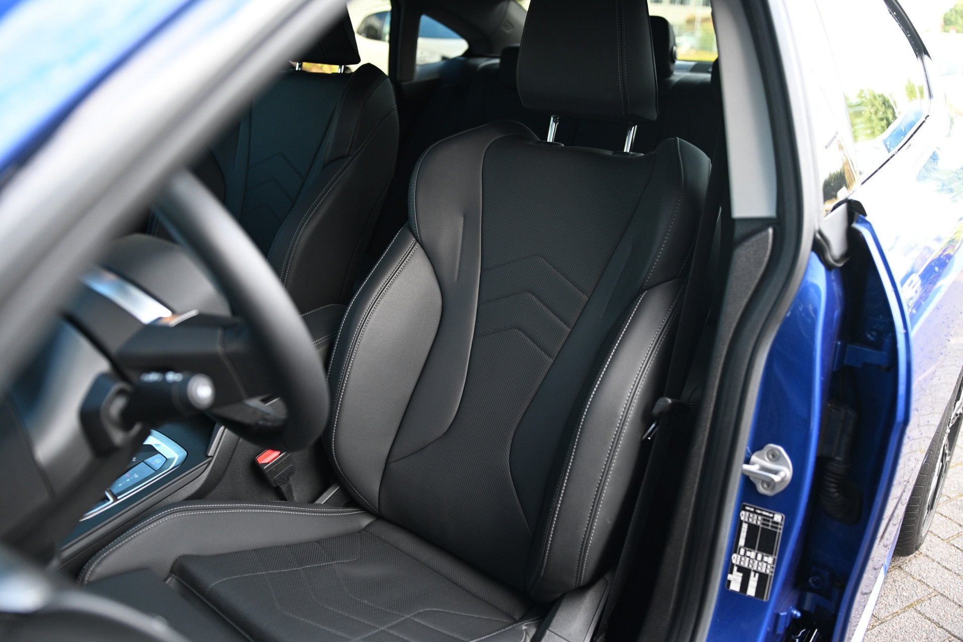 BMW 2 Serie Gran Coupé 220 M Sport Automaat / Sportstoelen, Dealer onderhouden, Gebruikt, 156 pk, Met garantie (alle)