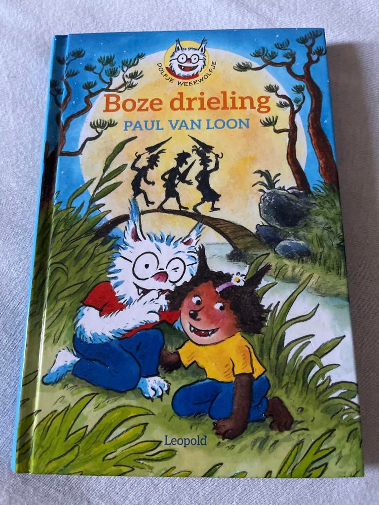 Dolfje Weerwolfje: Boze drieling - Paul van Loon, Ophalen of Verzenden, Zo goed als nieuw, Fictie algemeen