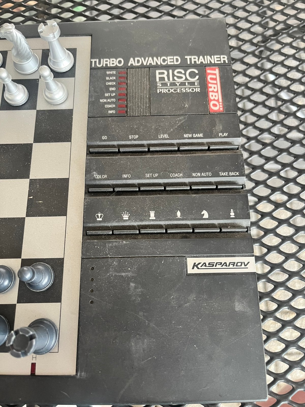 Schaakcomputer kasparov, Hobby en Vrije tijd, Een of twee spelers, Ophalen of Verzenden, Zo goed als nieuw