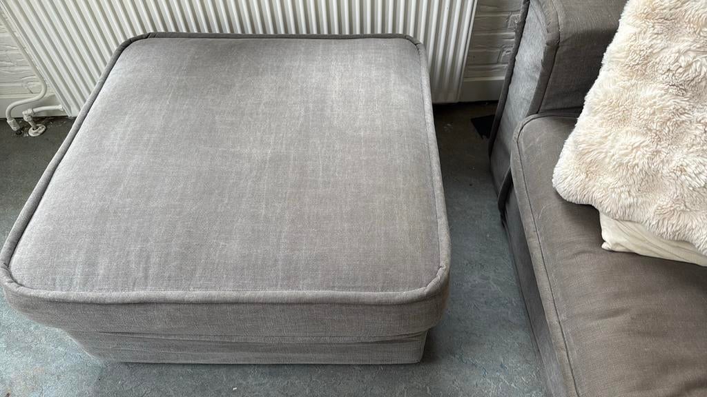 Poef Rivièra Maison taupe 80x80 cm, Huis en Inrichting, Banken | Voetenbanken en Poefen, Ophalen, Gebruikt, Vierkant, 75 tot 100 cm