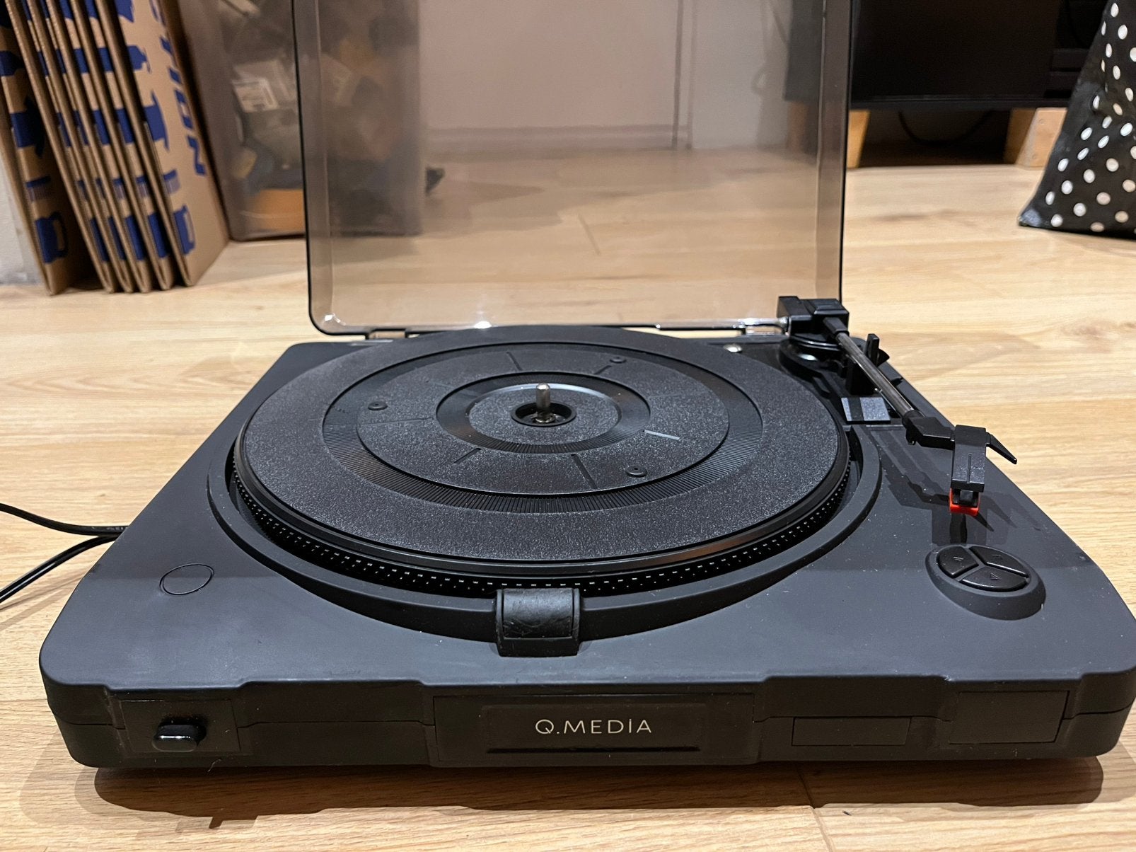Platenspeler QMedia QE-E010 b, Overige merken, Ophalen of Verzenden, Zo goed als nieuw, USB-aansluiting