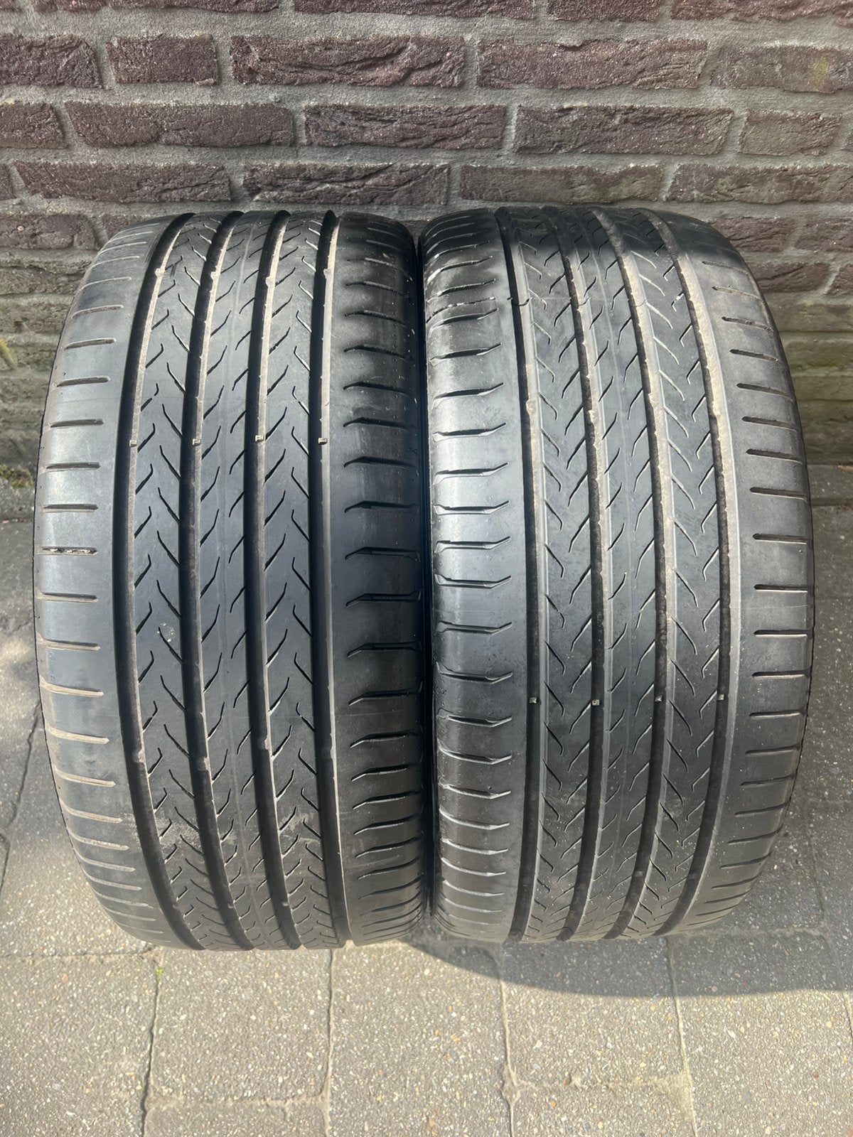 ZGAN 245 40 R20 99Y XL CONTINENTAL STER MO 2 STUKS BANDEN, Ophalen, Band(en), Personenwagen, 20 inch