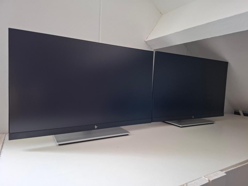 HP monitoren 2 stuks zeer goede staat, Computers en Software, Monitoren, Ophalen, IPS, Full HD, Zo goed als nieuw