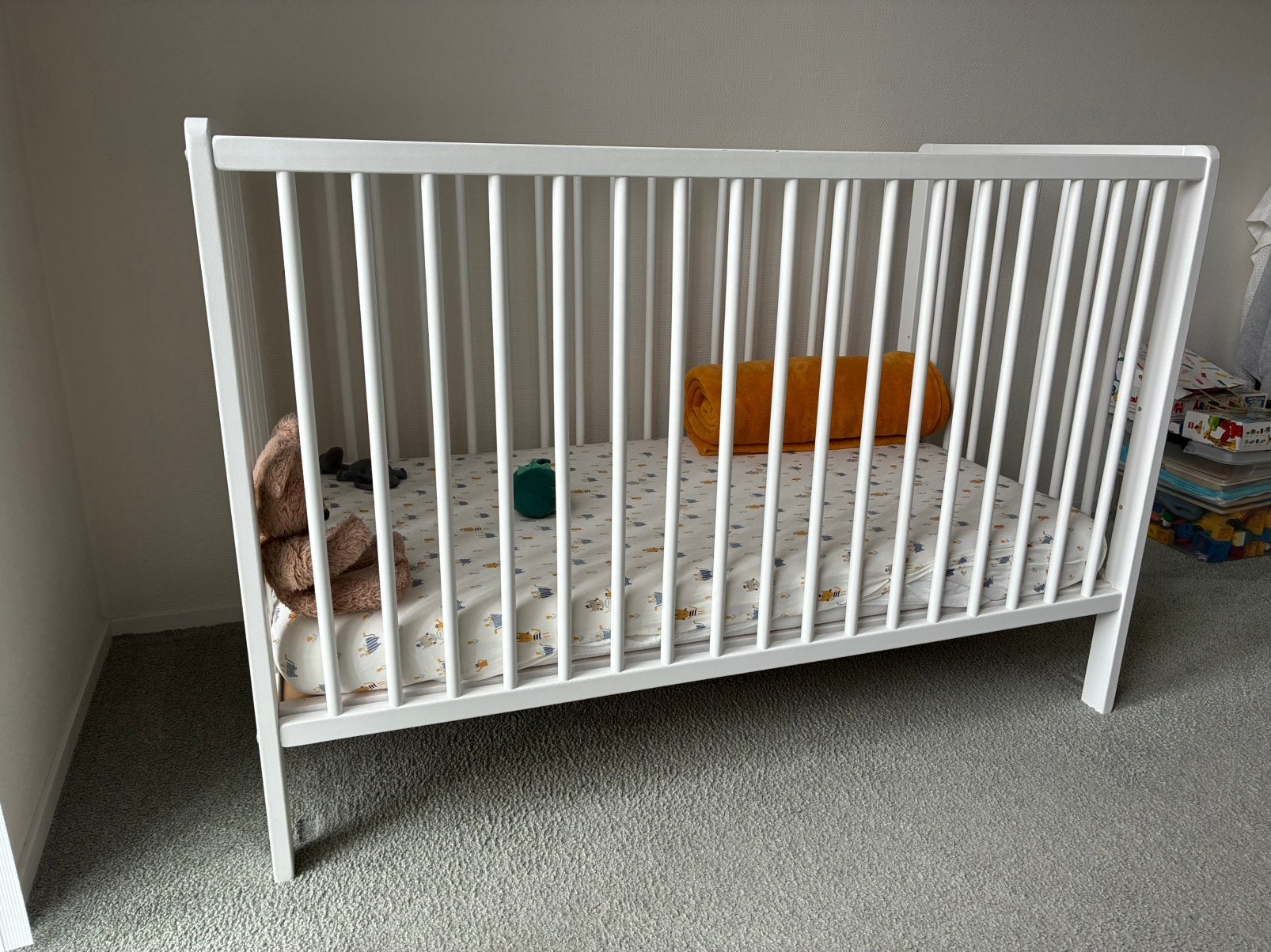 IKEA GULLIVER ledikant 60x120 wit + matras zo goed als nieuw, Ophalen, Zo goed als nieuw, Ledikant