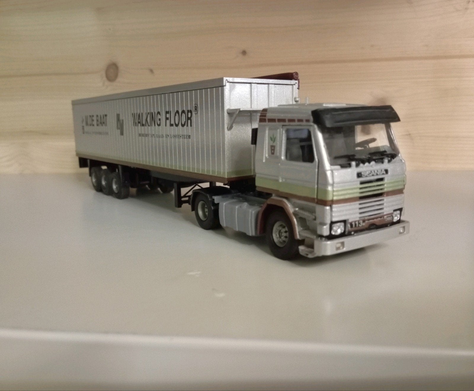 Scania 113 M. de Baat Tekno, Ophalen of Verzenden, Zo goed als nieuw, Bus of Vrachtwagen, Tekno