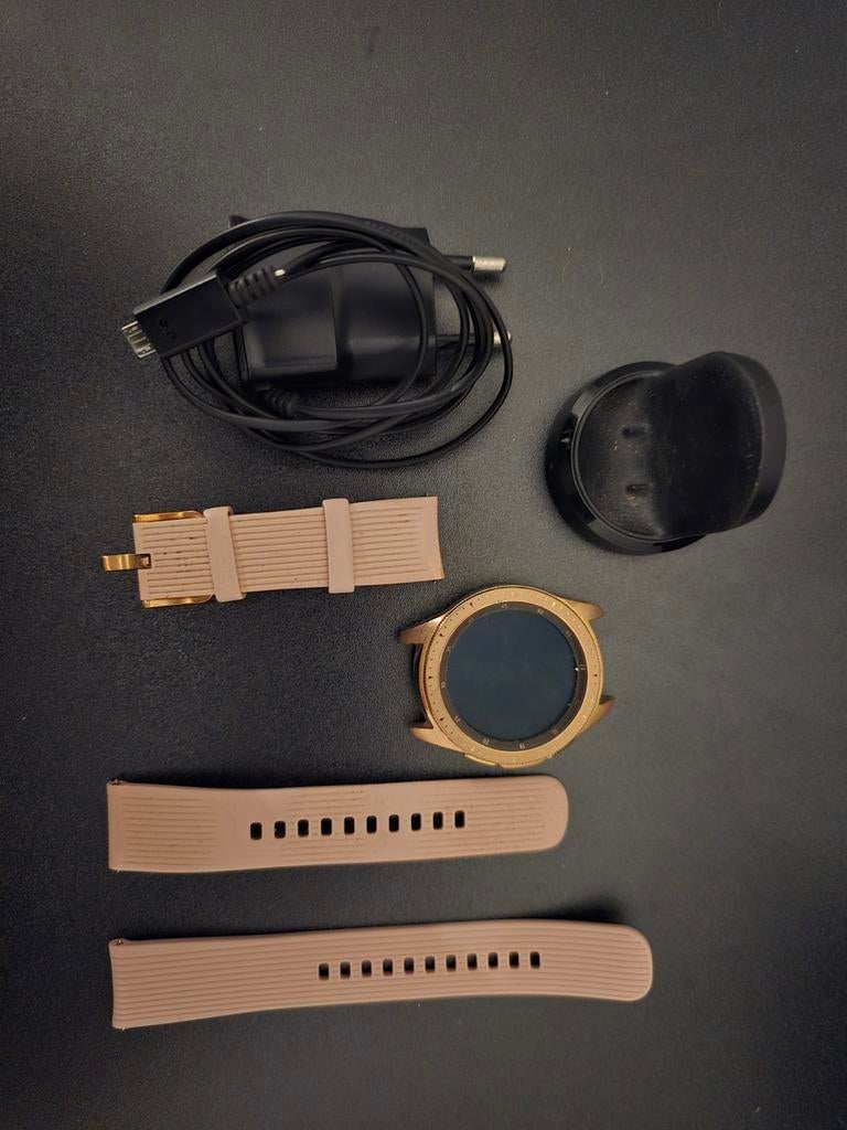 Samsung Galaxy Watch SM-R810 Rose Goud 42mm, Sieraden, Tassen en Uiterlijk, Smartwatches, Hoogte, Ophalen of Verzenden, Zo goed als nieuw