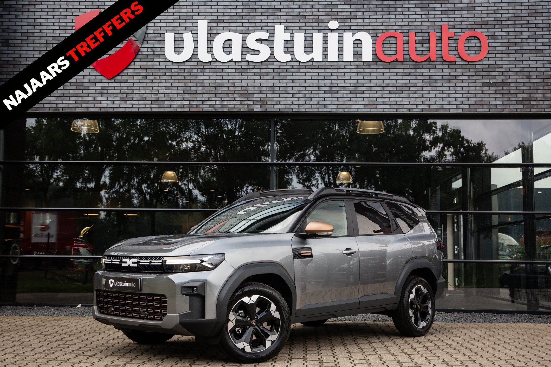 Dacia Bigster 1.8 Hybrid 155 Extreme , Pack Winter, Pano, Ad, Auto's, 1793 cc, Gebruikt, 4 cilinders, Bedrijf