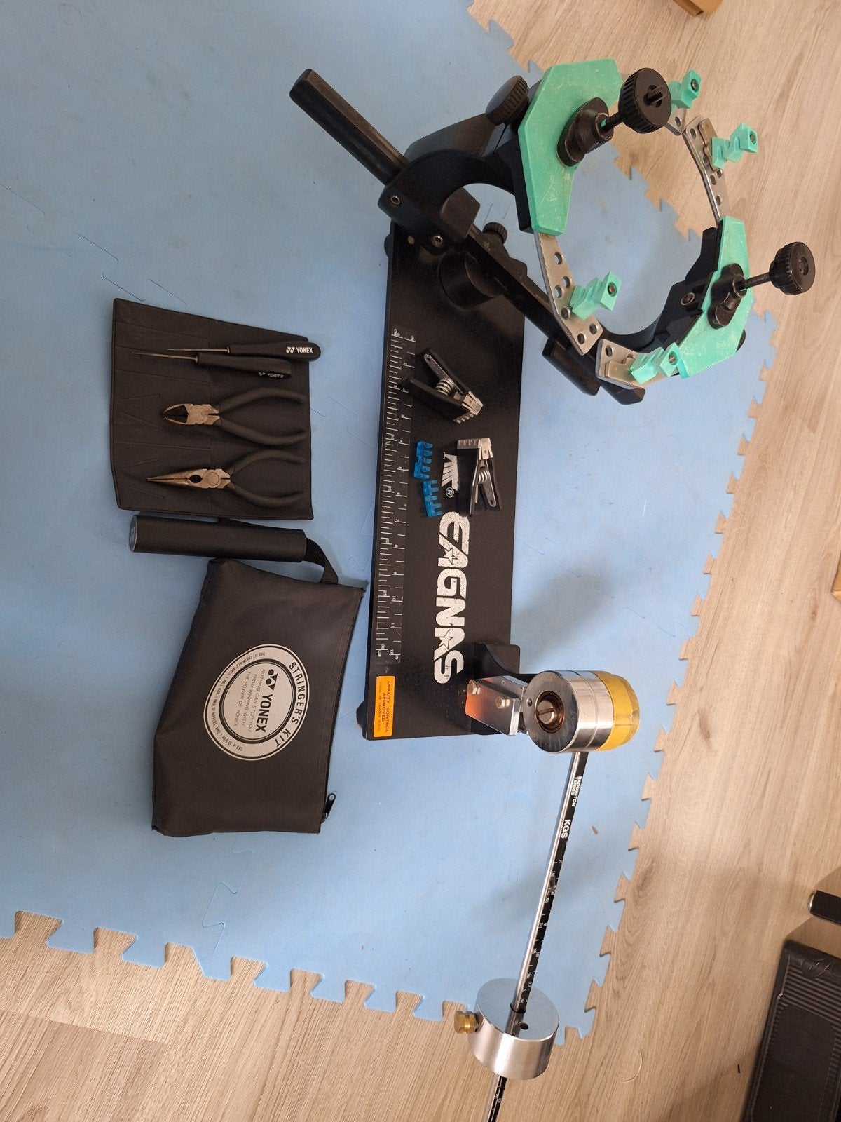 Bespanmachine badminton/squash/tennis met losse klemmen, Sport en Fitness, Ophalen, Gebruikt, Racket, Overige merken