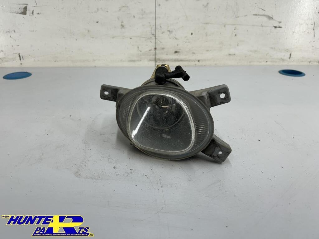 Mistlamp linksvoor Volvo V70/XC70 ('00-'08) 9190904, Gebruikt, Ophalen of Verzenden, Volvo
