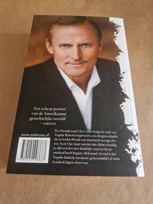 John Grisham - De claim h, Ophalen of Verzenden, Zo goed als nieuw, John Grisham, Wereld overig