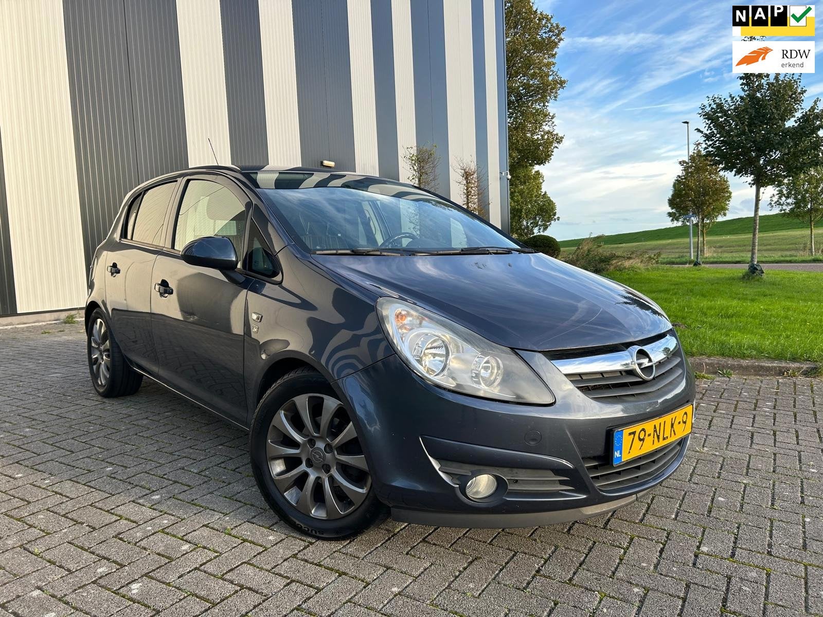 Opel Corsa 1.2-16V '111' Edition Nw APK-Airco-Cruise-Elekpak, Auto's, Voorwielaandrijving, Euro 5, 86 pk, Gebruikt