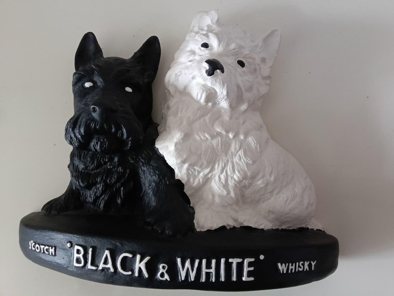 Whisky Black & White beeldje, Verzamelen, Merken en Reclamevoorwerpen, Ophalen of Verzenden, Zo goed als nieuw, Gebruiksvoorwerp