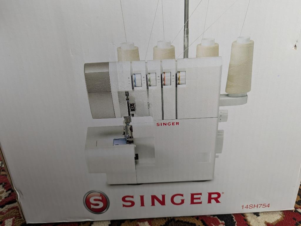 Singer 14SH754 Complete in box, Ophalen of Verzenden, Zo goed als nieuw, Naaimachine, Singer