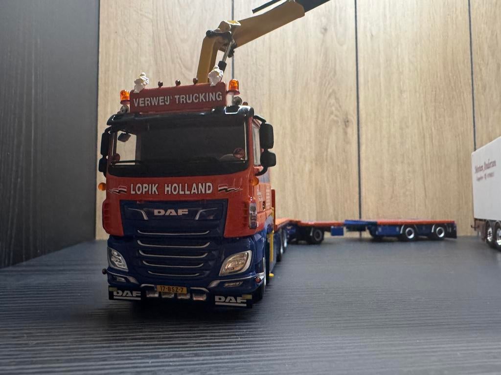 Wsi combi verweij trucking, Hobby en Vrije tijd, Modelauto's | 1:50, Ophalen of Verzenden, Zo goed als nieuw, Bus of Vrachtwagen