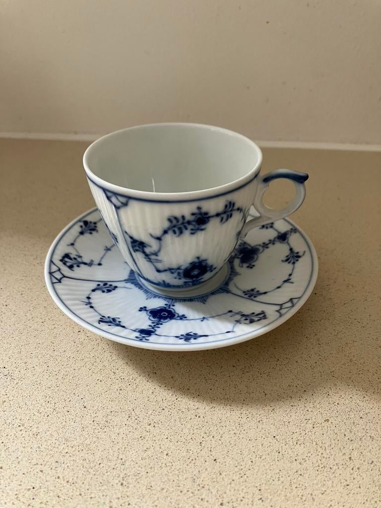 Royal Copenhagen kop en schotel nummer 80, Antiek en Kunst, Antiek | Servies los, Ophalen of Verzenden