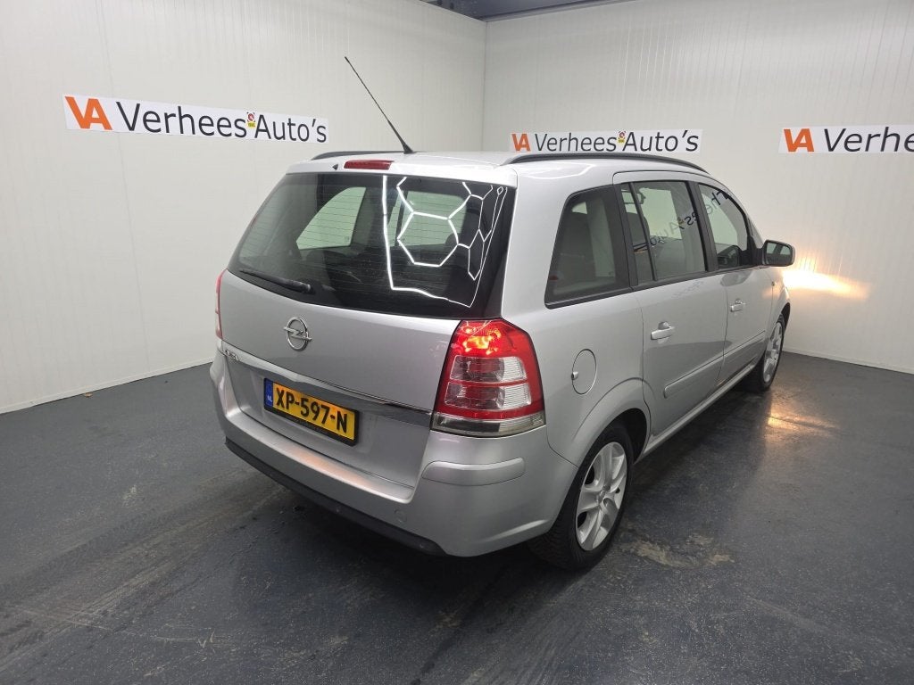 Opel Zafira 1.6 Cosmo (bj 2013), Auto's, Opel, Euro 5, Gebruikt, Zwart, 4 cilinders