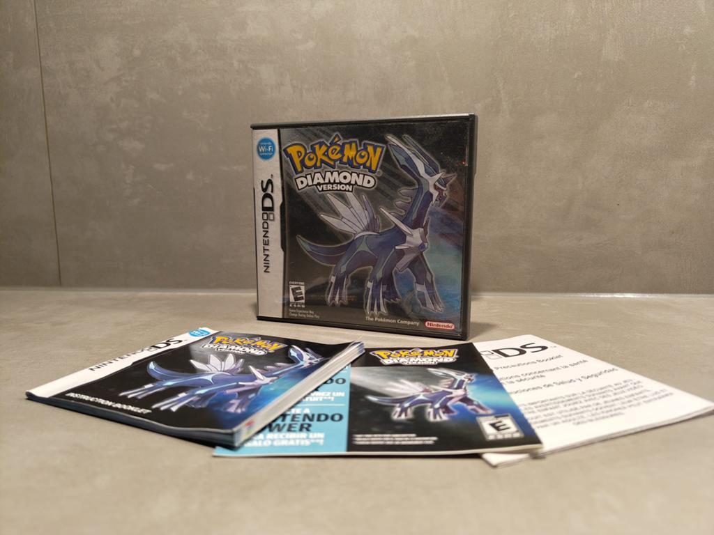 Pokémon Diamond Version (Nintendo DS) - Compleet met boekjes, Spelcomputers en Games, Games | Nintendo DS, Ophalen, Gebruikt, 1 speler