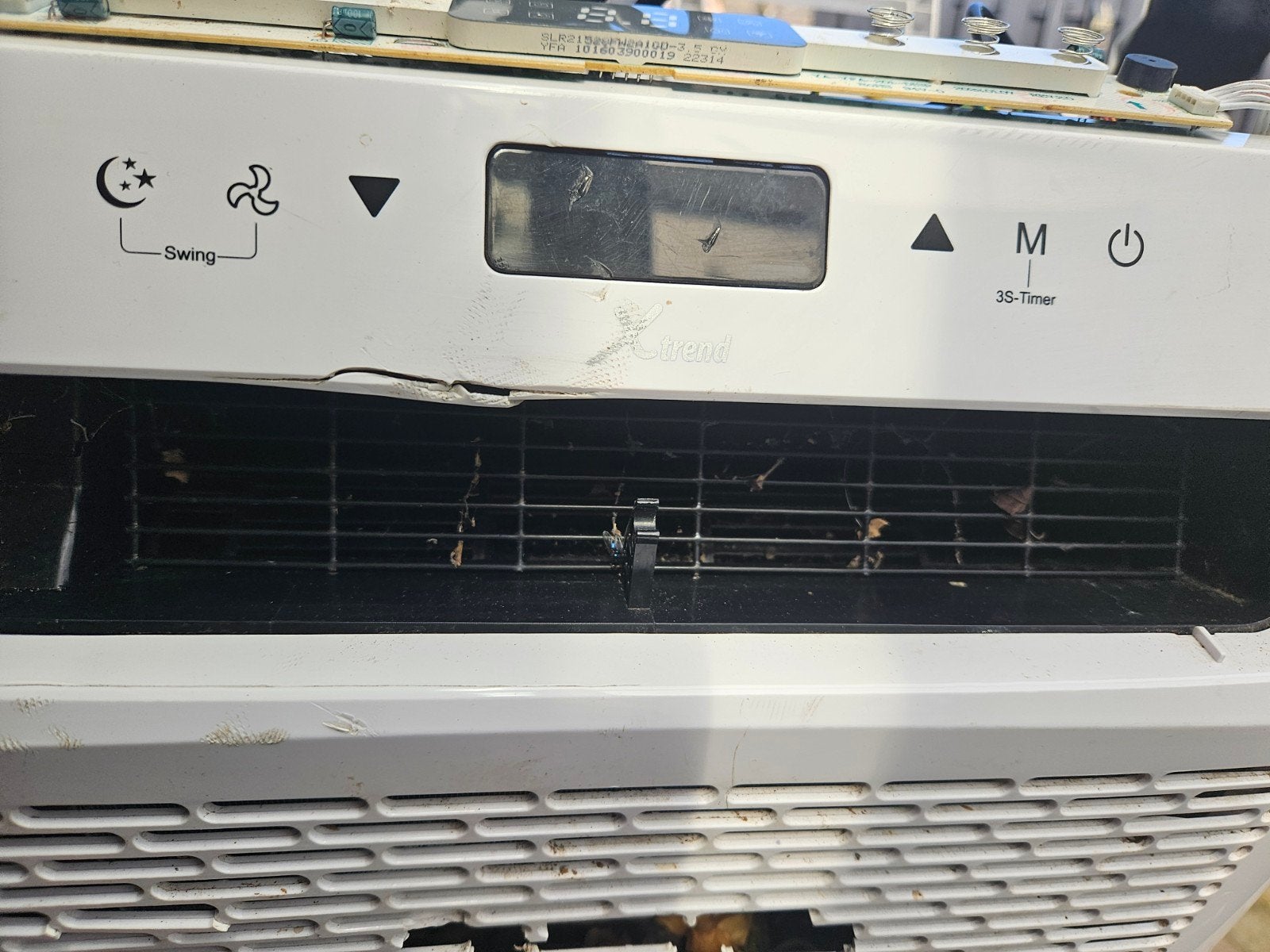 Te koop gevraagd defecte split airco  voor camper of carava, Ophalen