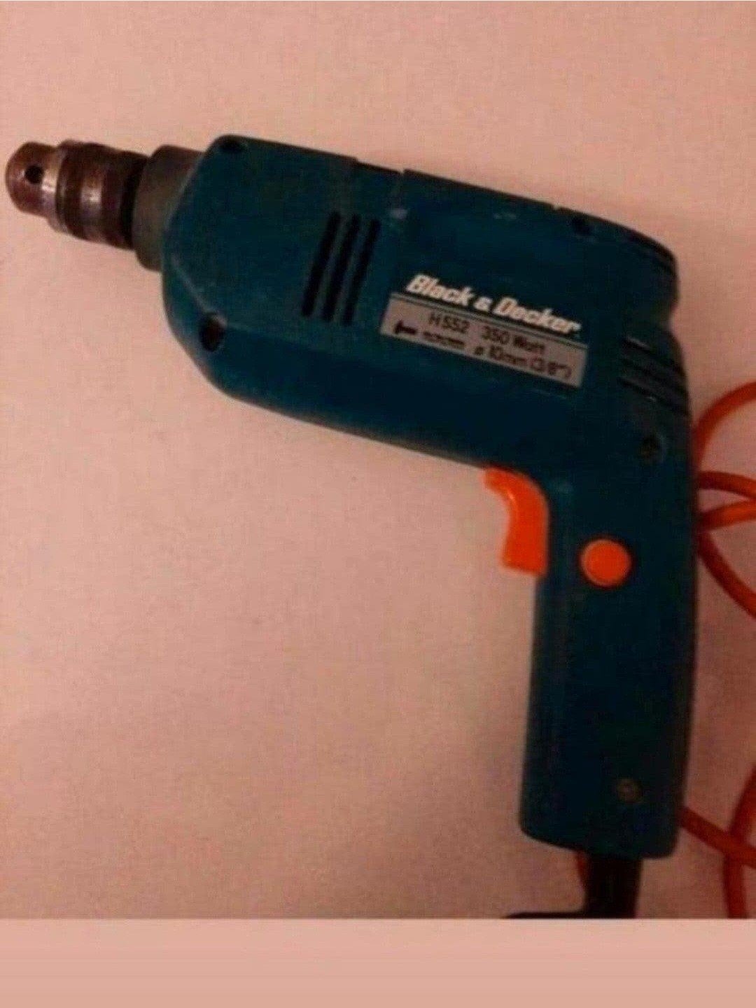 Te koop,Black en Decker merk Boormachine., Ophalen, Boormachine