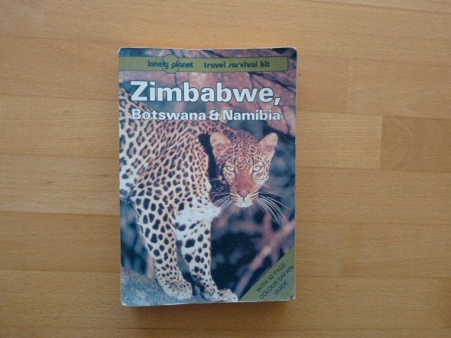 Zimbabwe Botswana & Namibia Lonely planet Travel survival, Afrika, Lonely Planet, Ophalen of Verzenden, Zo goed als nieuw