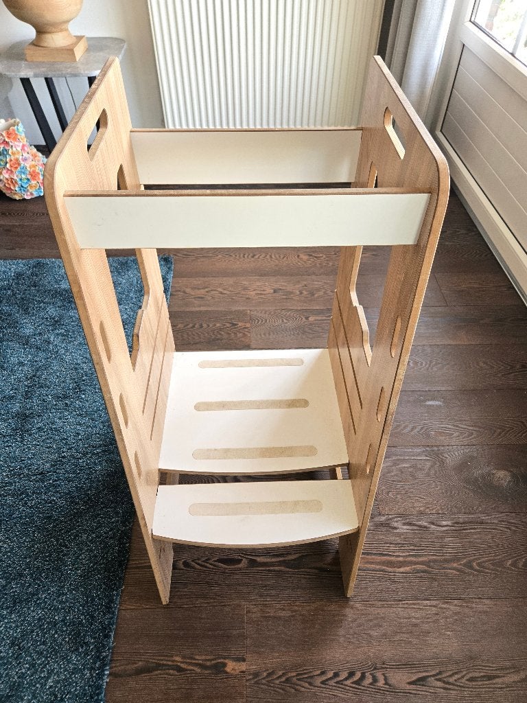 Montessori (kinder)toren, hout, verstelbaar, zgan, Ophalen, Zo goed als nieuw