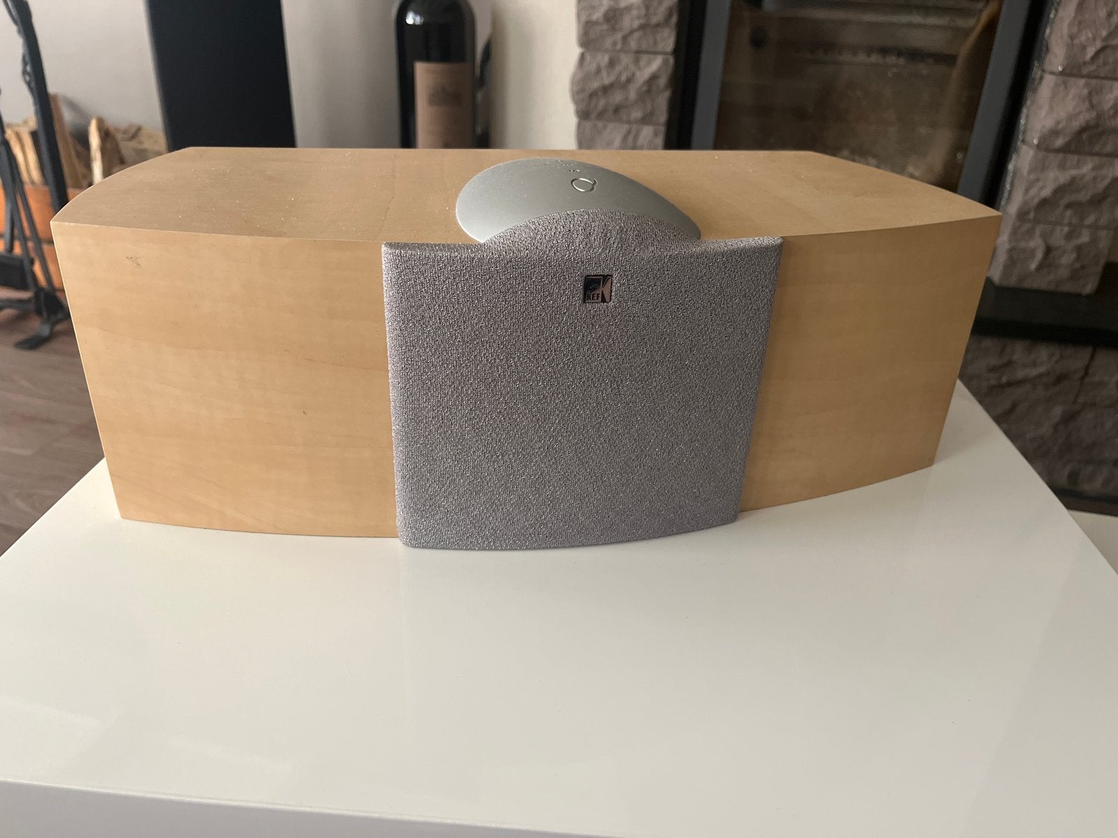 KEF Audio Q6c Center Speaker - Hoge Kwaliteit Geluid, Audio, Tv en Foto, Luidsprekers, Gebruikt, Center speaker, 60 tot 120 watt