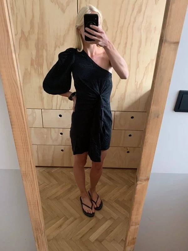 Designers Remix one-shoulder little black dress mt 34, Zwart, Nieuw, Ophalen of Verzenden, Maat 34 (XS) of kleiner