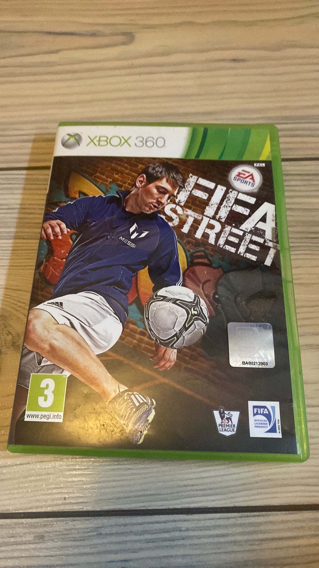Fifa street xbox 360 compleet krasvrij, Spelcomputers en Games, Ophalen of Verzenden, Zo goed als nieuw, Sport, 3 spelers of meer