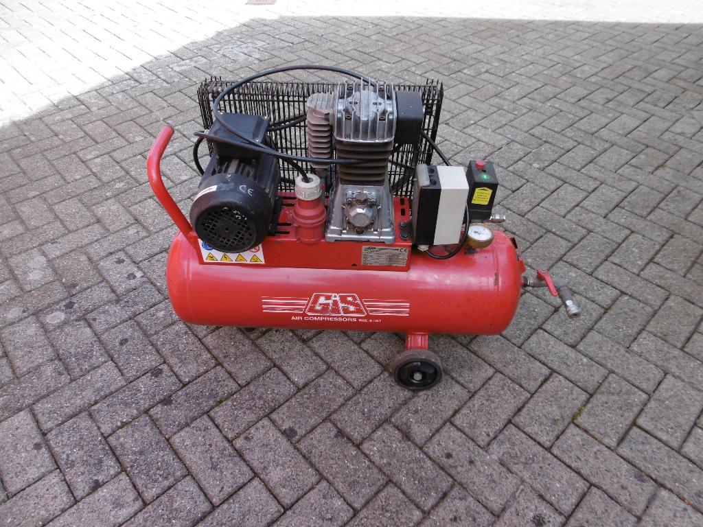 Compressor, Doe-het-zelf en Verbouw, Compressors, Ophalen, Gebruikt, 6 tot 10 bar, Minder dan 200 liter/min