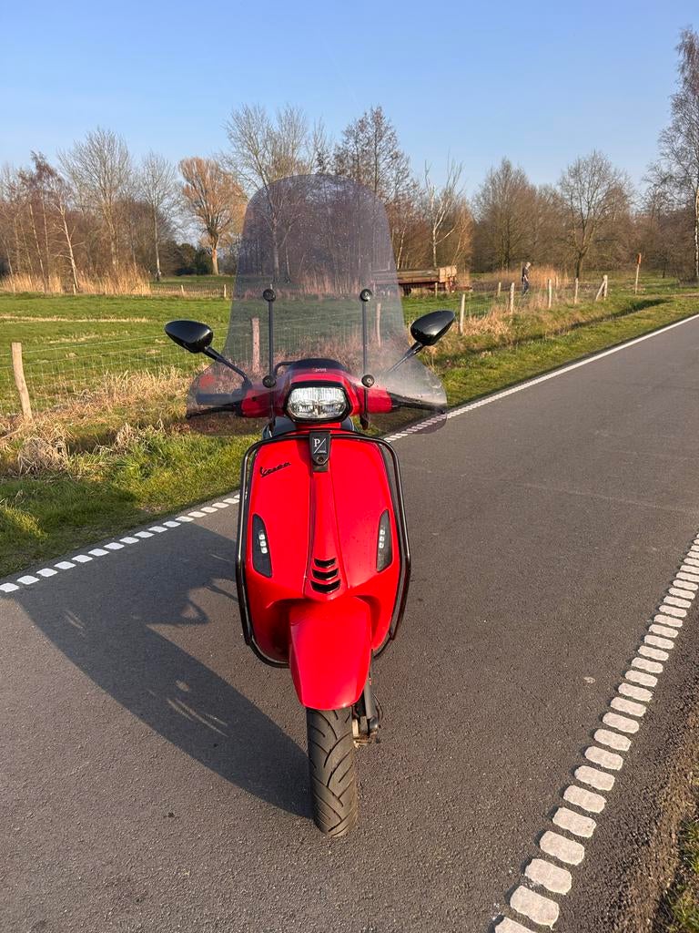 Vespa Sprint - Zo goed als nieuw, Fietsen en Brommers, Scooters | Vespa, Zo goed als nieuw, Vespa S, Maximaal 25 km/u, Benzine