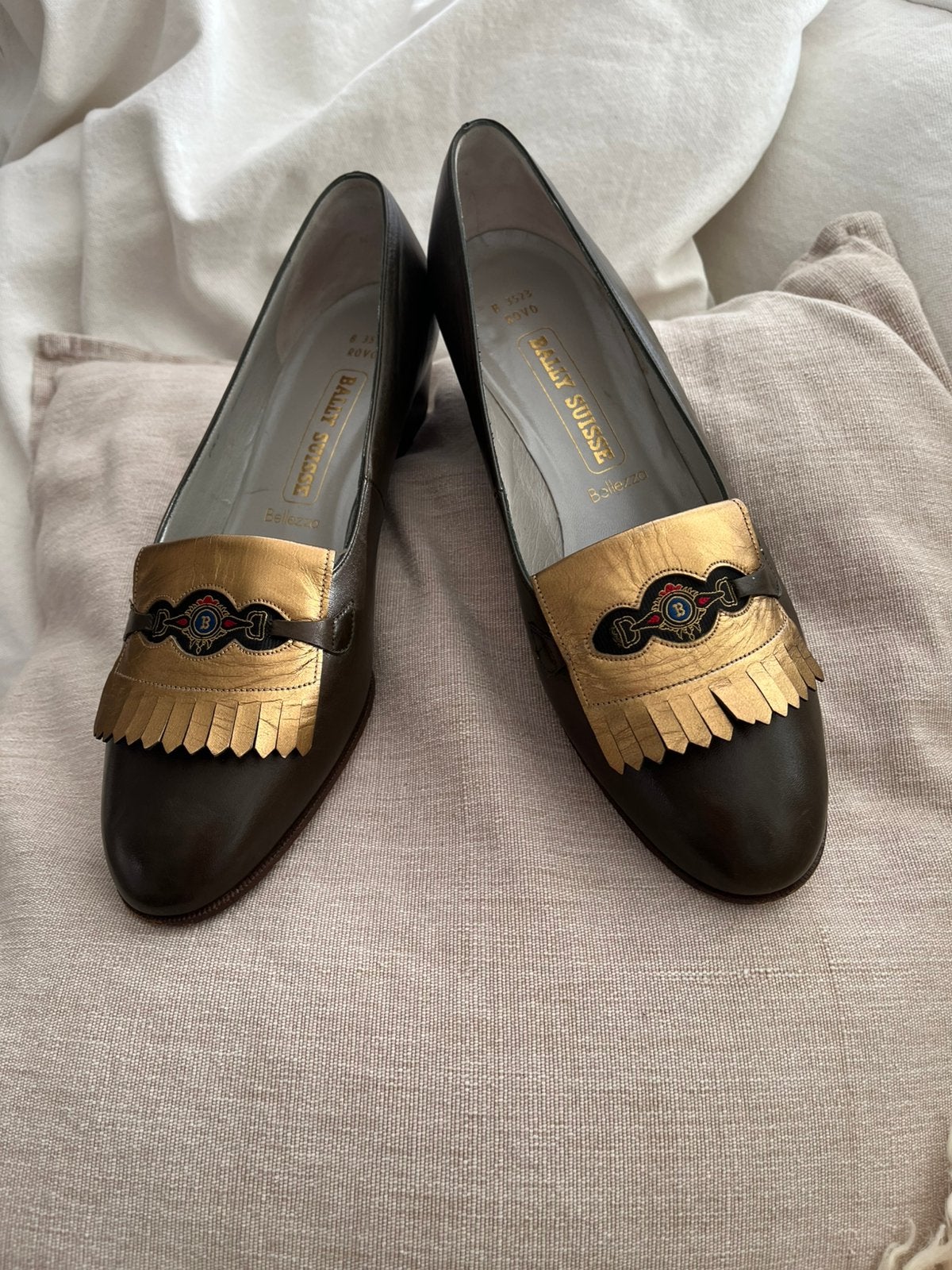 Vintage Bally schoenen, Kleding | Dames, Ophalen of Verzenden, Zo goed als nieuw, Sneakers of Gympen
