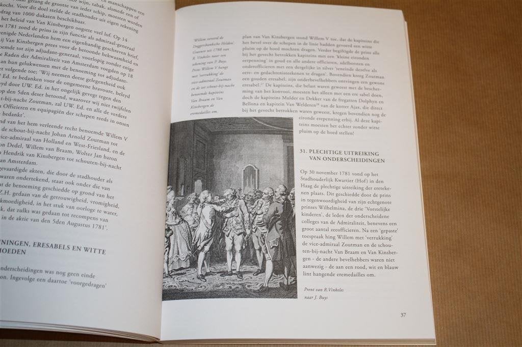 Van Kinsbergen. Zeeheld en weldoener van Apeldoorn., Ophalen of Verzenden, Zo goed als nieuw