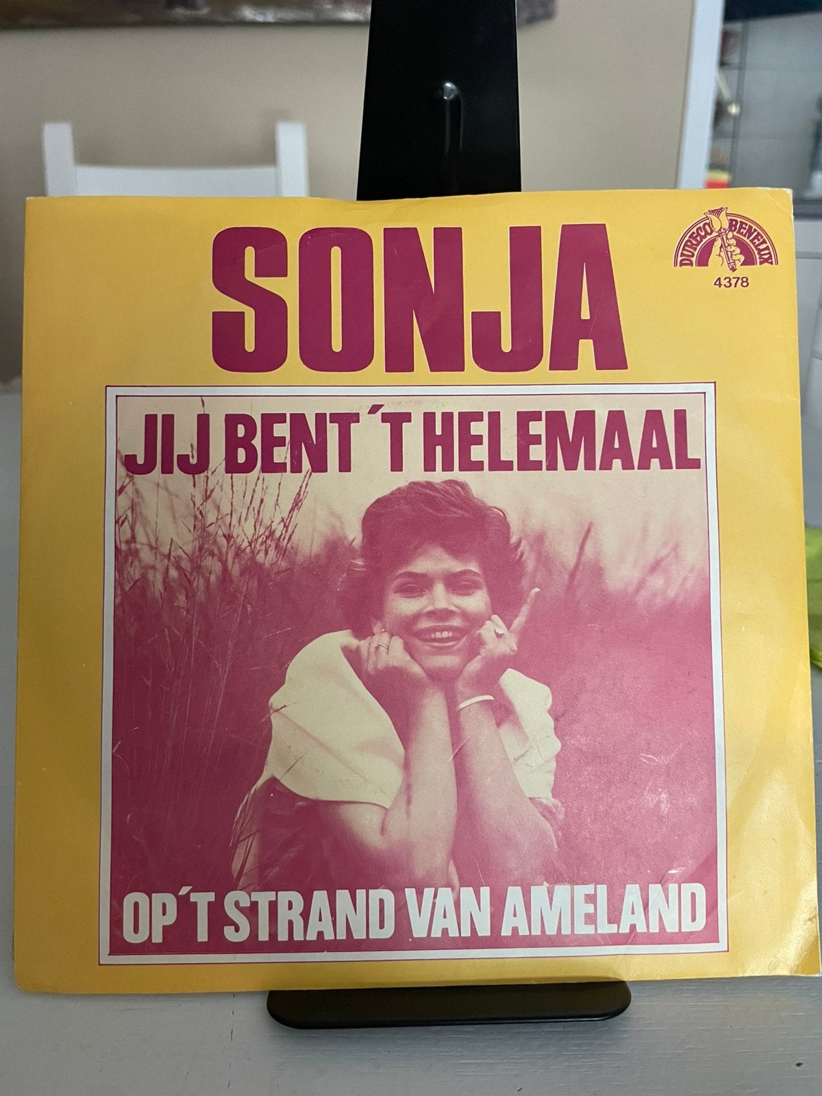 Sonja. Jij Bent ‘t Helemaal, Ophalen of Verzenden, 7 inch, Levenslied of Smartlap