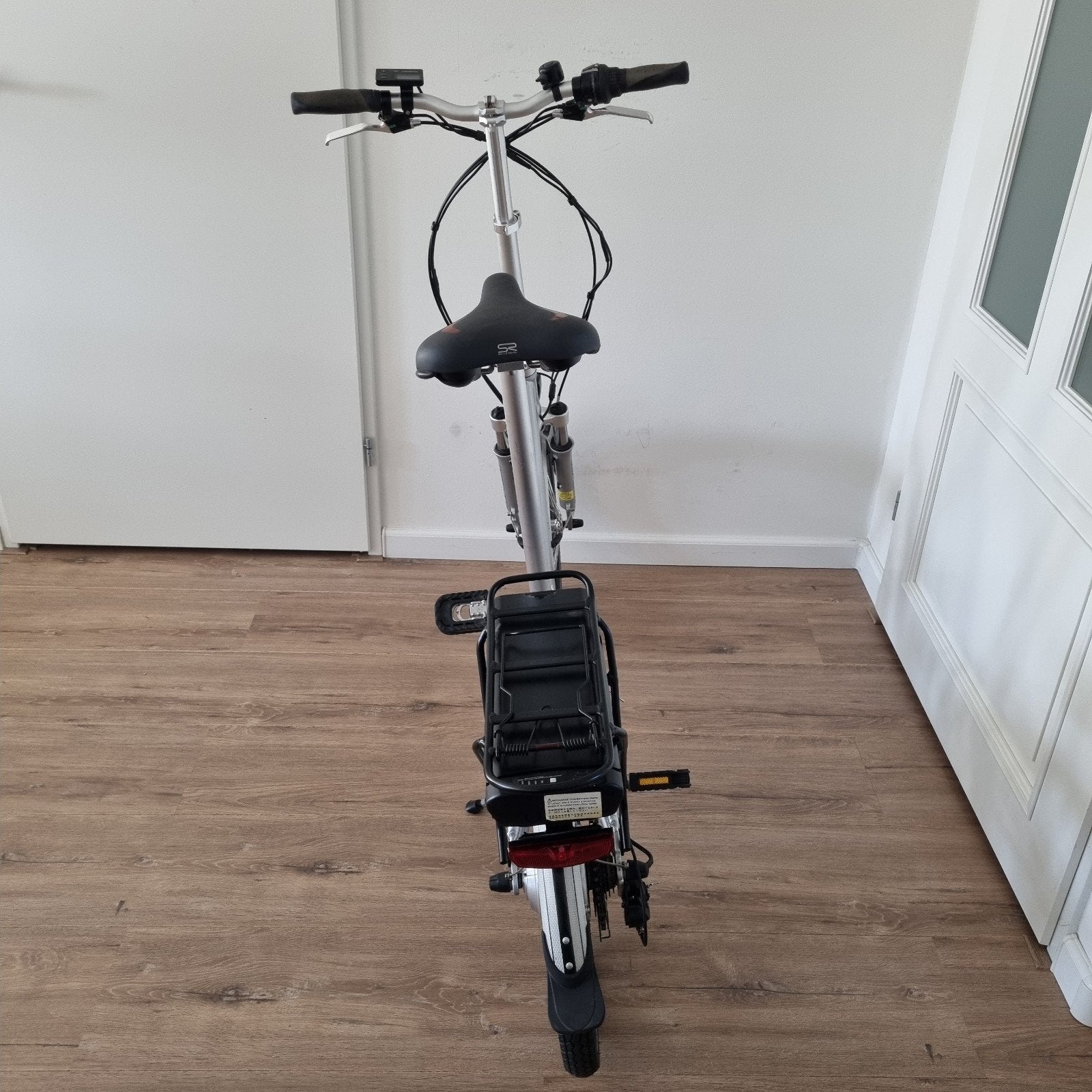 Foto 6 van 2x Z.G.A.N. E-4motion elektrische vouwfietsen (20inch)