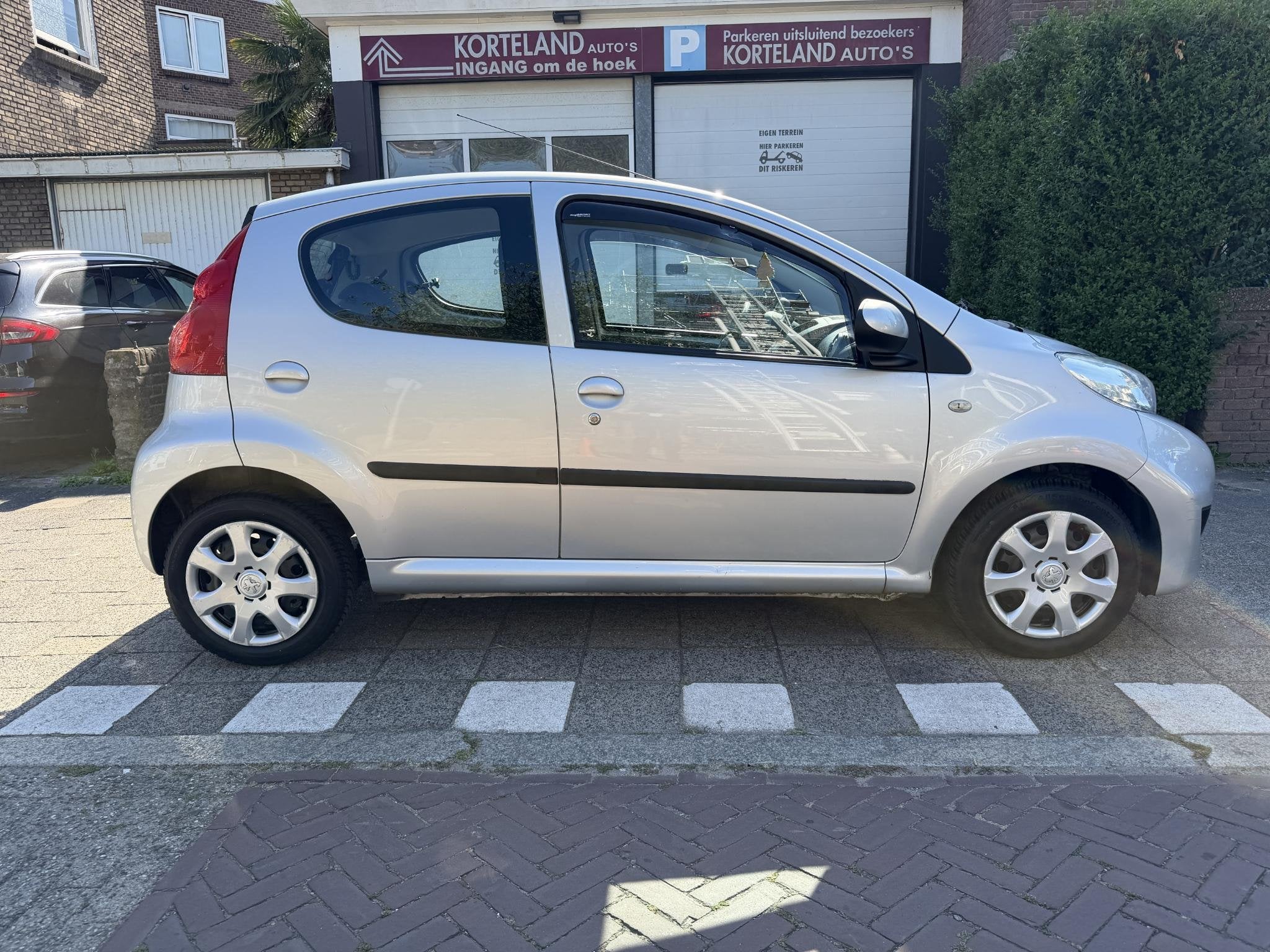 Peugeot 107 1.0-12V Sublime, Voorwielaandrijving, Stof, Gebruikt, Huisgarantie