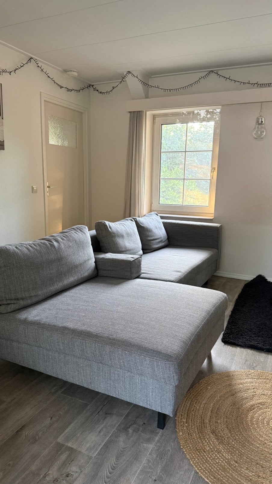 moderne L-vormige grijs bank met chaise longue Piet Klerkx, Huis en Inrichting, Ophalen, Zo goed als nieuw