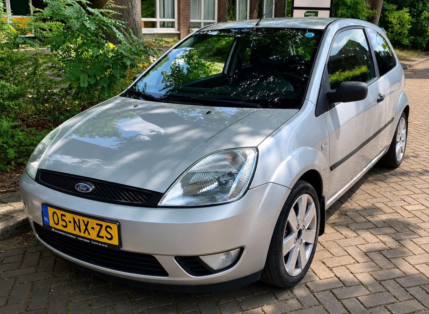 Ford Fiësta 1.4 16V Futura ✅ NWE APK | AIRCO, Auto's, Ford, Voorwielaandrijving, 15 km/l, 40 €/maand, 4 cilinders