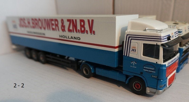 Div 1/50 van Brouwer modellen, Ophalen, Zo goed als nieuw, Bus of Vrachtwagen