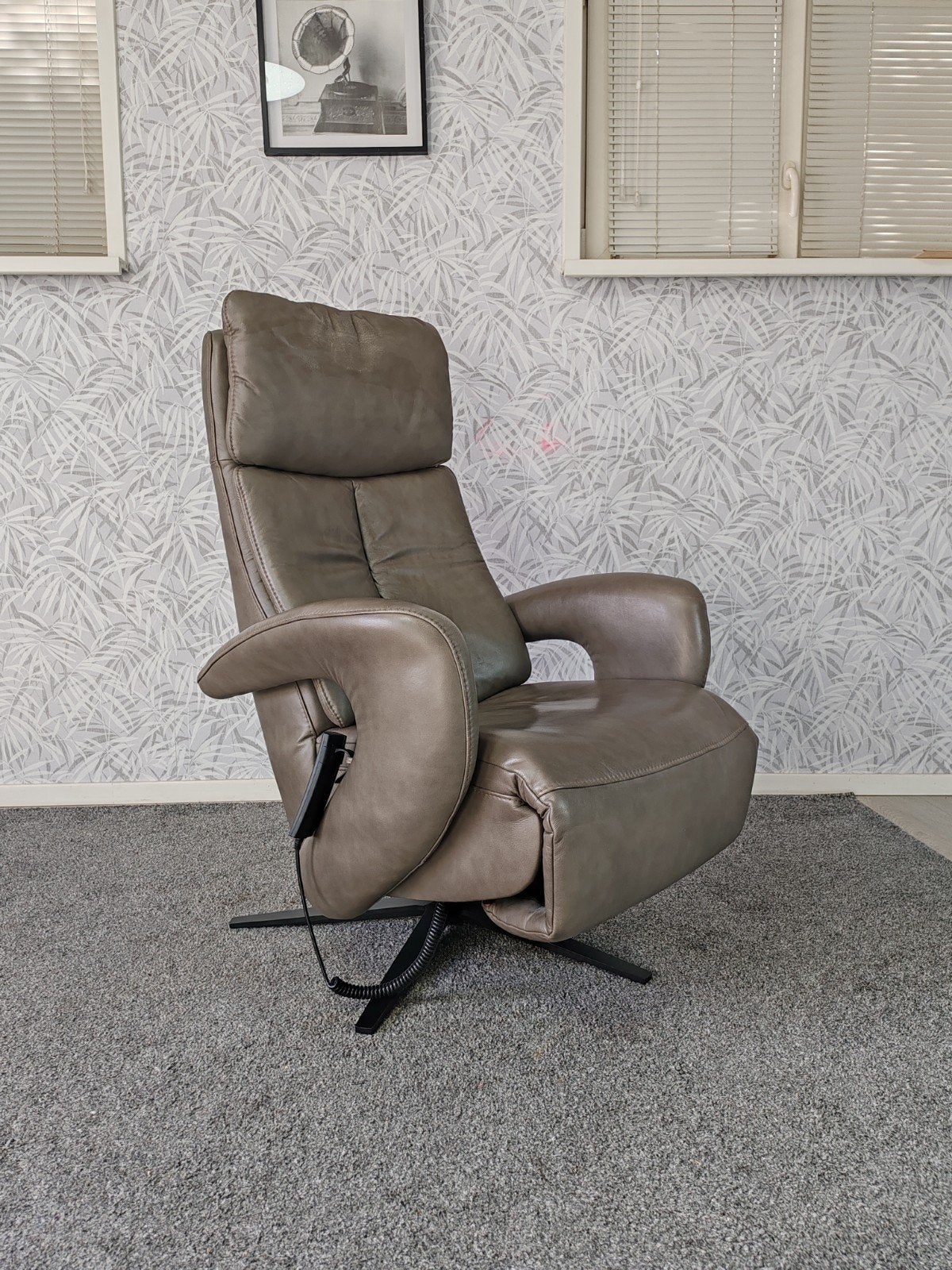Hukla elektrische leren relax fauteuil op accu, Huis en Inrichting, Gebruikt, 75 tot 100 cm, Ophalen of Verzenden, Info@hukla.de